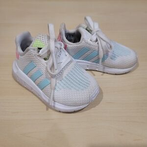 Adidas Swift Run 1.0 Kids Sneakers - Sz 5K